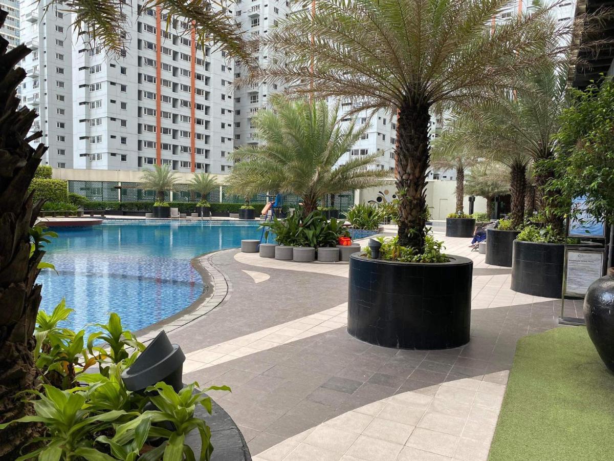 Penthouse Perfection Air Makati Appartement Manilla Buitenkant foto