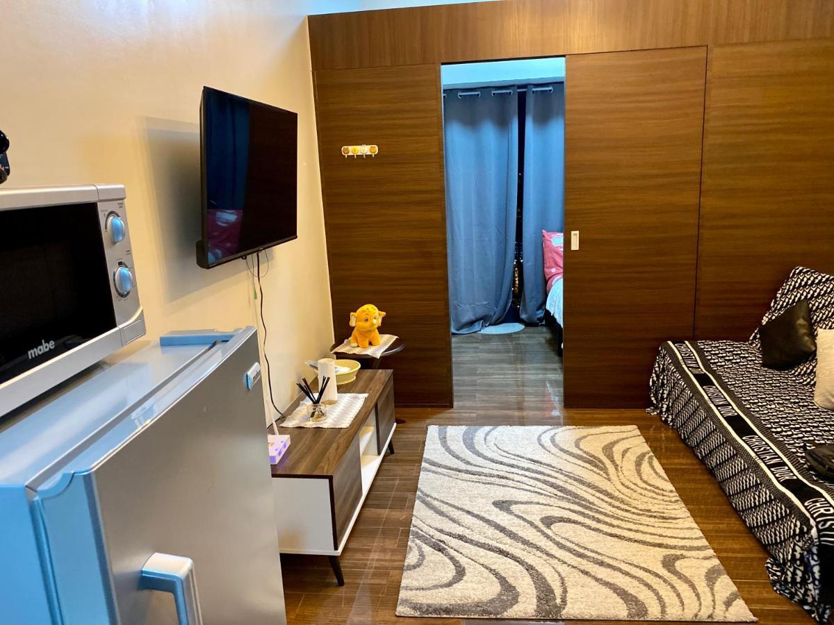 Penthouse Perfection Air Makati Appartement Manilla Buitenkant foto