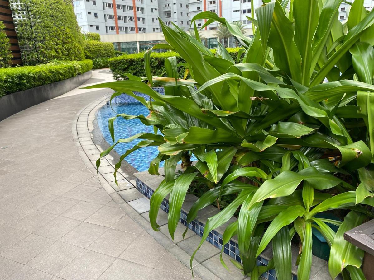 Penthouse Perfection Air Makati Appartement Manilla Buitenkant foto