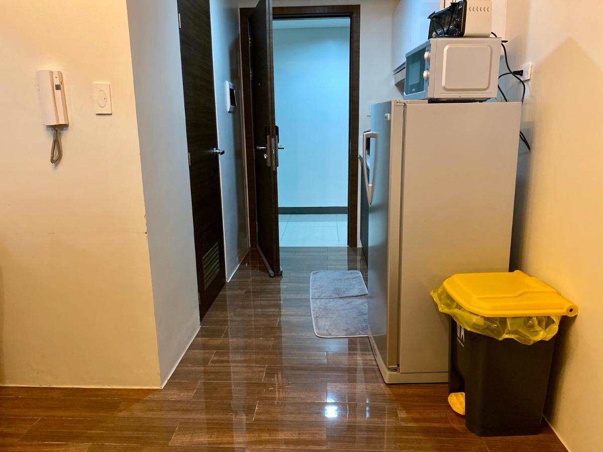 Penthouse Perfection Air Makati Appartement Manilla Buitenkant foto