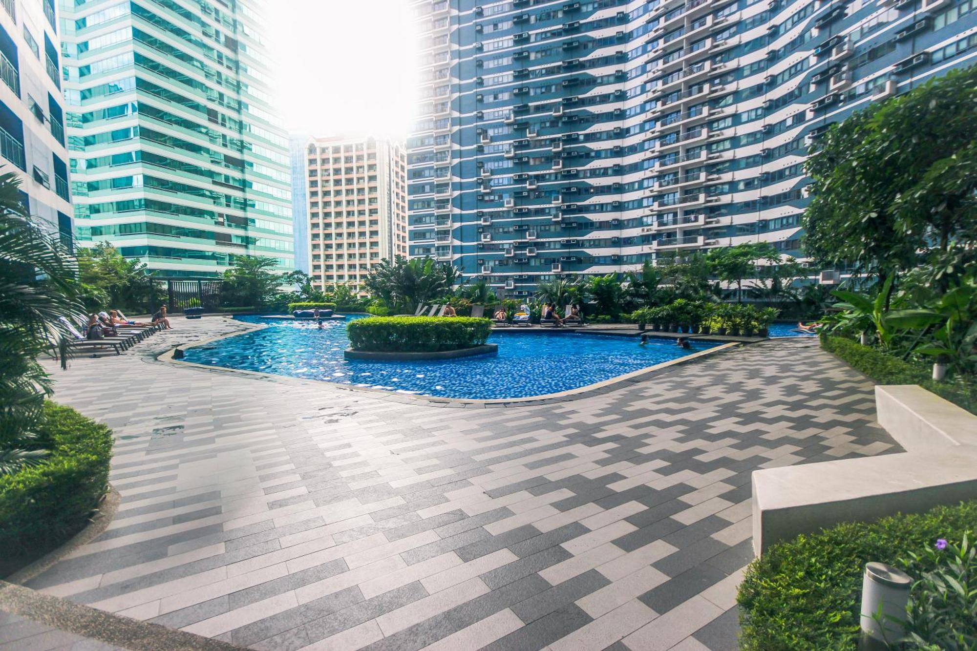 Penthouse Perfection Air Makati Appartement Manilla Buitenkant foto