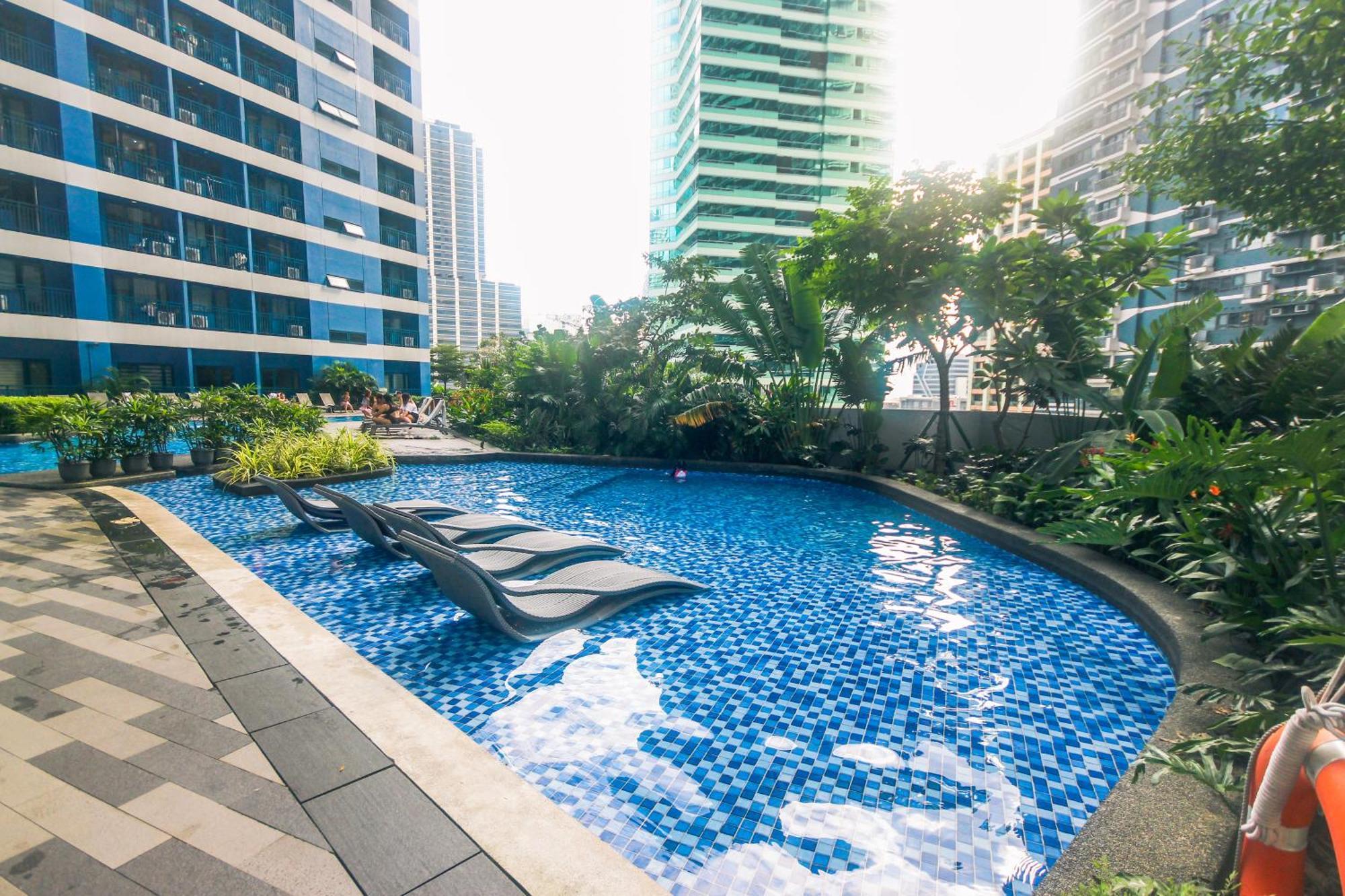 Penthouse Perfection Air Makati Appartement Manilla Buitenkant foto